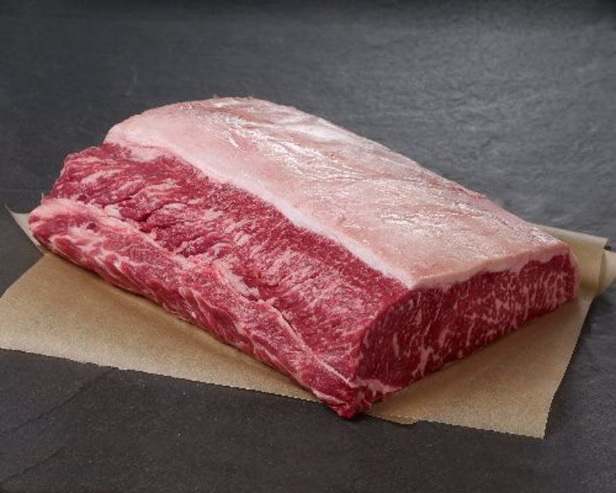 PRIME BLACK ANGUS GRAINFED STRIPLOIN MB3+ WHOLE (5.5KG) East Side